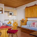 Les Genepis - Val Claret-3 By Interhome Tignes